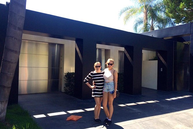 2 1/2 Hour Private Tour of Hollywood, Beverly Hills and Bel Air - Rodeo Drive and the Beverly Wilshire Hotel