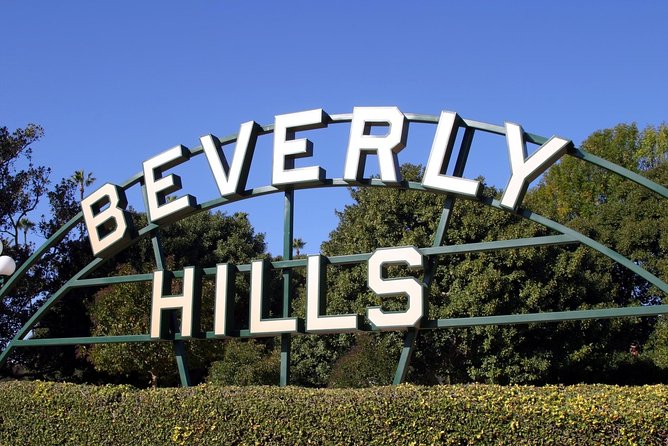 2-Hour Hollywood Bus Tour - Through the Hollywood Hills and famous residential streets