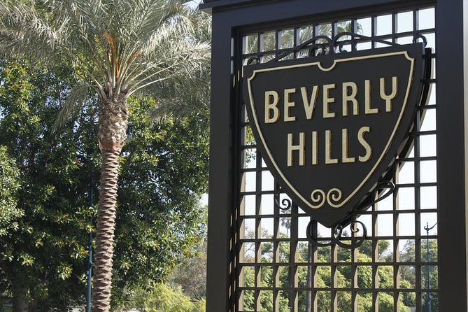2-Hour Hollywood, West Hollywood and Beverly Hills Open Bus Tour - The guide can make or break the two hours