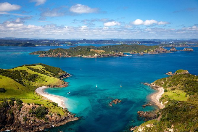 5-Day Bay of Islands, Auckland, Hobbiton, Rotorua & Waitomo Tour - Why this route works for a first North Island visit
