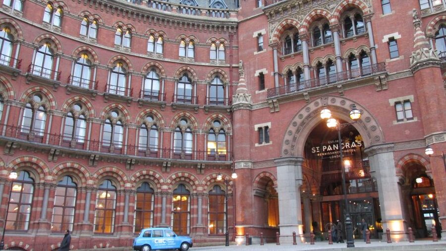 A Muggle's Guide to London: Harry Potter Walking Tour - Who will enjoy this walk most