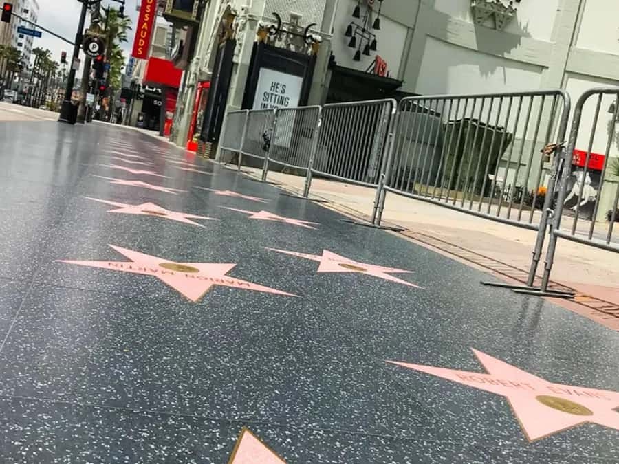 Anaheim: Hollywood Grand Tour with Hotel Pickup - The Hollywood Sign, with a weather warning