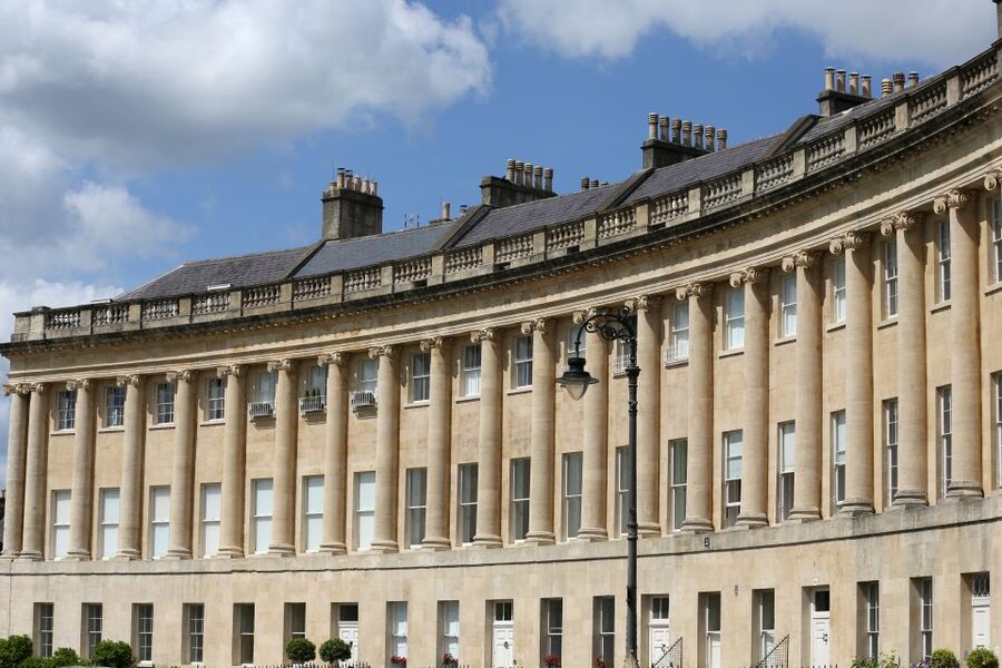 Bath: Bridgerton Filming Locations Walking Tour with Music - Bath Street, Abbey Green, and the changing city views