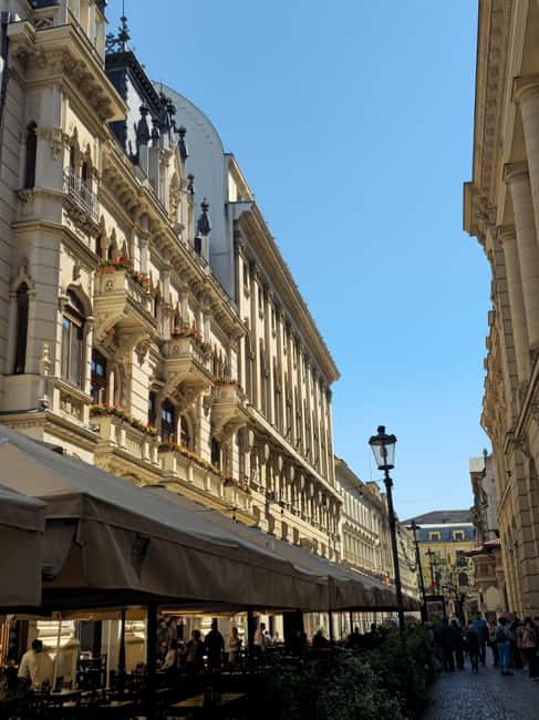 Bucharest Photo Walk - Instagram&Cinematic Spots in 3 hours - Two less obvious photo stops