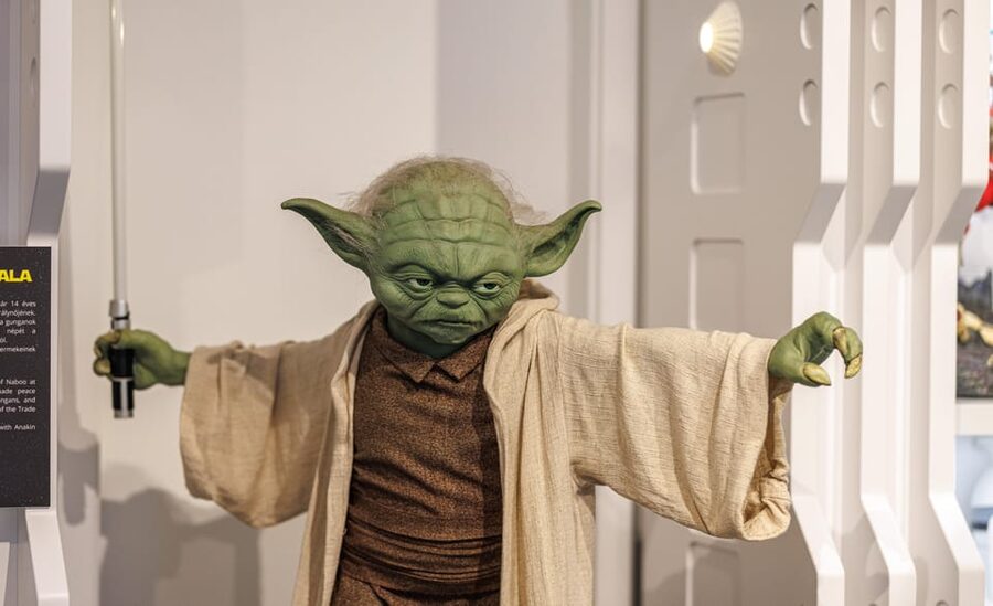 Budapest: Travelling Galaxy Star Wars Interactive Exhibition - Entering the two-floor display