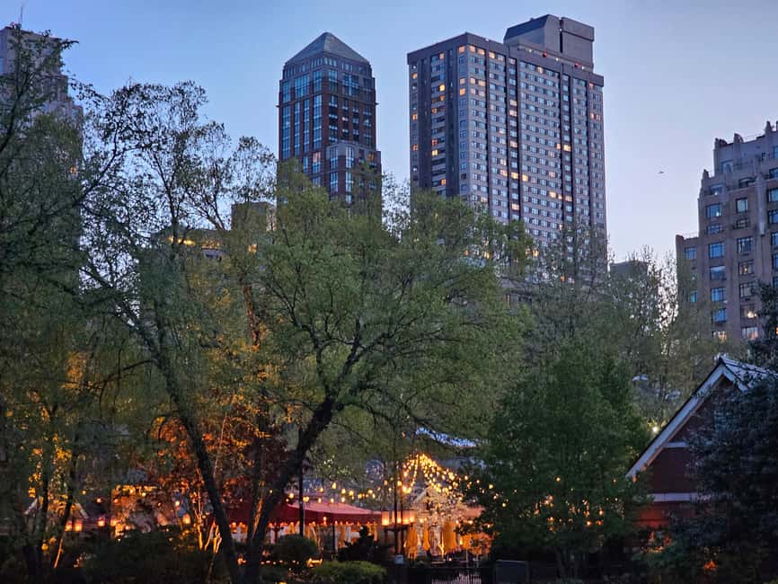 Central Park, NY: Nature, Architecture and Movie Scenes Tour - Tavern on the Green and three movie connections