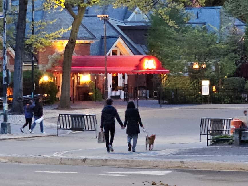 Central Park, NY: Nature, Architecture and Movie Scenes Tour - What the $40 price includes