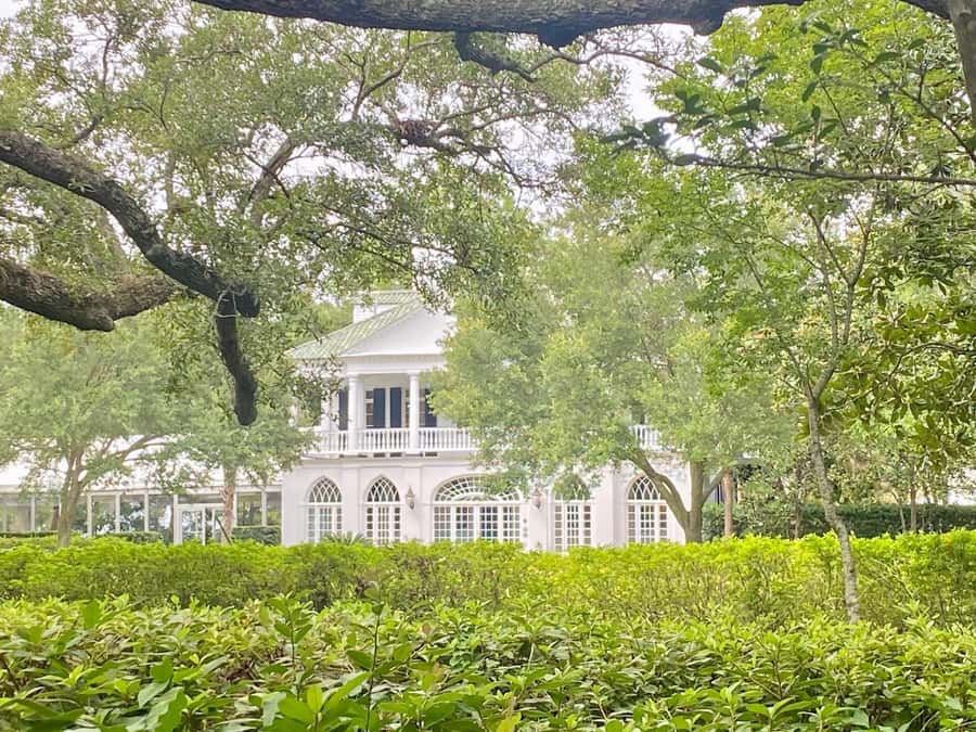 Charleston: Outer Banks Film Locations Tour - Why families with teens may like it