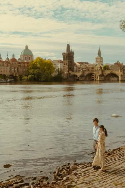 Cinematic Photoshoot Experience in Prague - Old Town Square and the Astronomical Clock