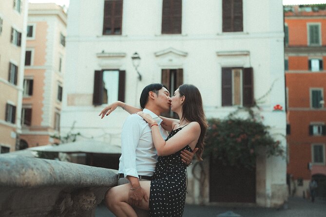 Cinematic Photoshoot in Rome - Starting near the Trevi Fountain or the Colosseum