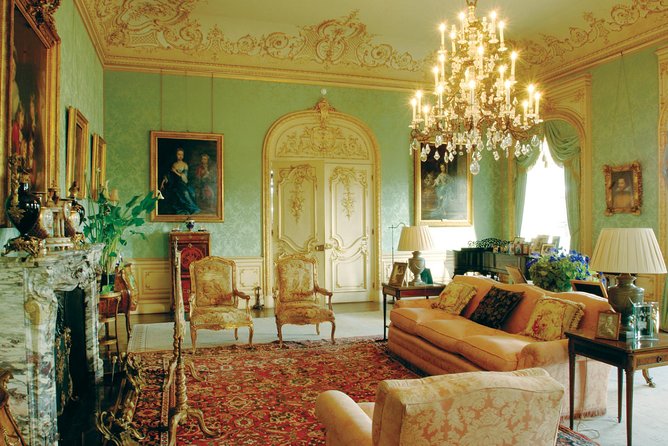 Downton Abbey & Highclere Castle Tour from London, with Oxford - The timing and seasonal limits matter