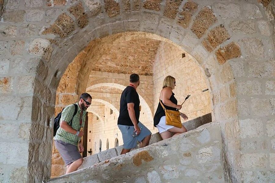 Dubrovnik: Game of Thrones and City Walls Walking Tour - Why Dubrovnik works so well as King’s Landing