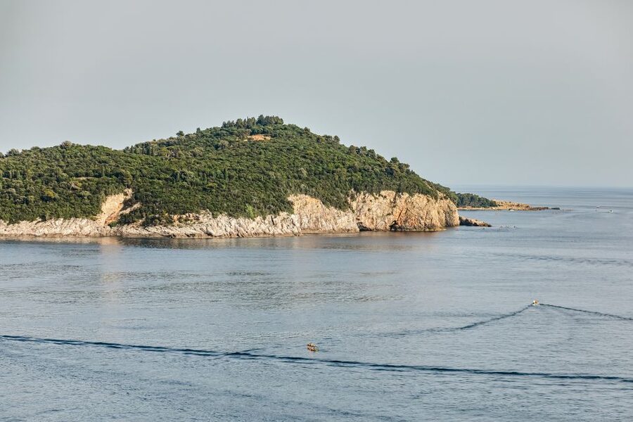 Dubrovnik: Game of Thrones and Lokrum Island Walking Tour - What the licensed guide adds