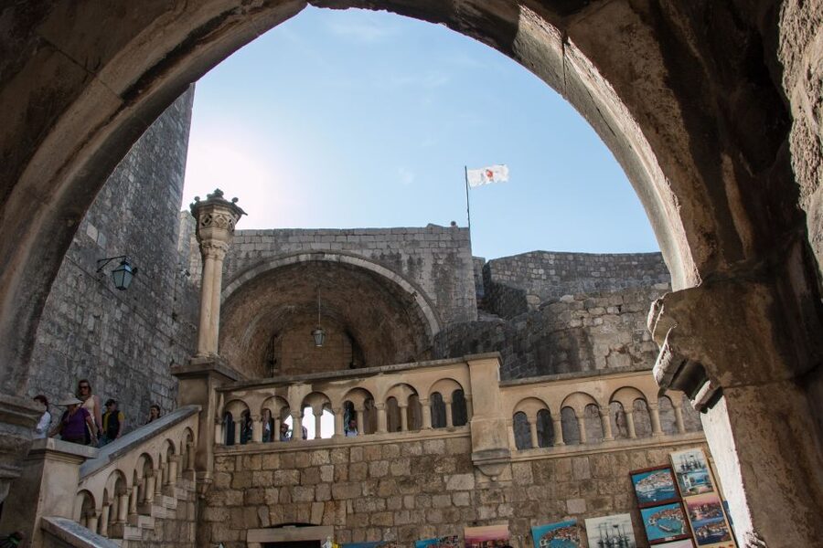 Dubrovnik: Game of Thrones & History Tour - The Jesuit Stairs and the famous Walk of Shame setting