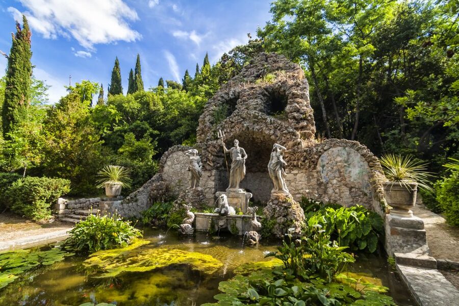 Dubrovnik: Game of Thrones Walking, Car and Boat Tour - Hotel Belvedere and the fight between Oberyn and the Mountain