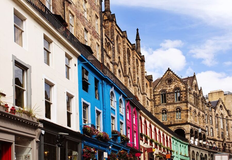 Edinburgh: Harry Potter Walking Tour - The Balmoral and Rowling’s writing life