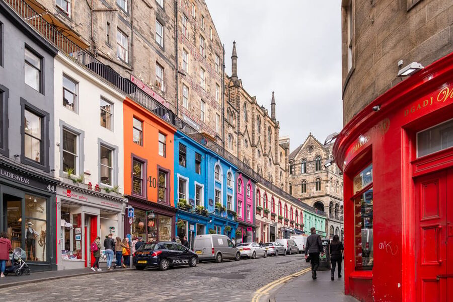 French Language : Original Harry Potter Tour of Edinburgh - The quiz, house points, and group energy