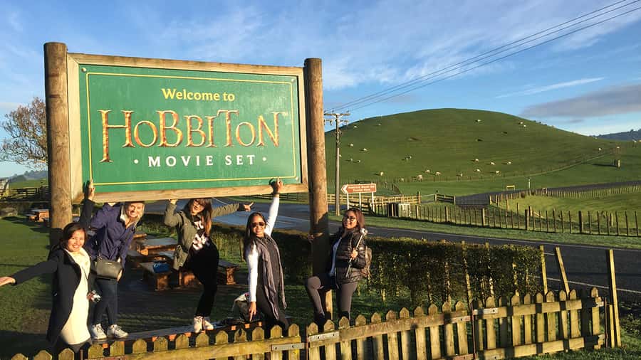From Auckland: Hobbiton Movie Set Small Group Tour - The return drive and the ice cream stop