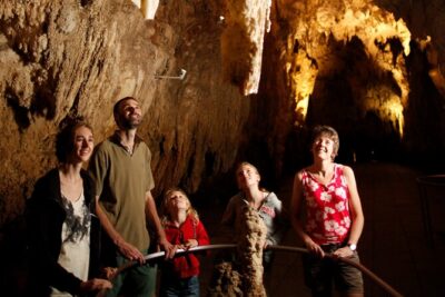 Hobbiton Movie Set & Waitomo Caves Small Group Tour