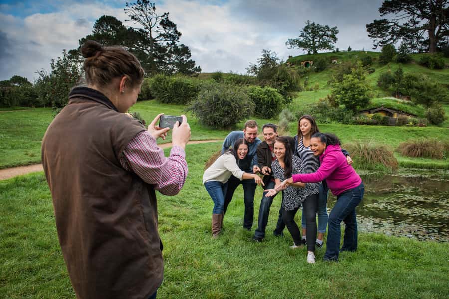 From Auckland: Hobbiton & Waitomo Caves Full-Day Trip - Is $269 a fair price?