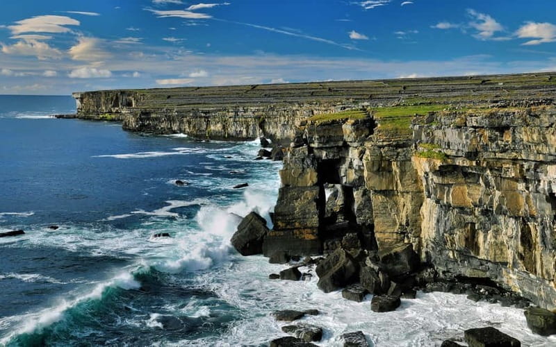From Belfast: Giant’s Causeway and Game of Thrones Day Tour - Bushmills and the whiskey stop