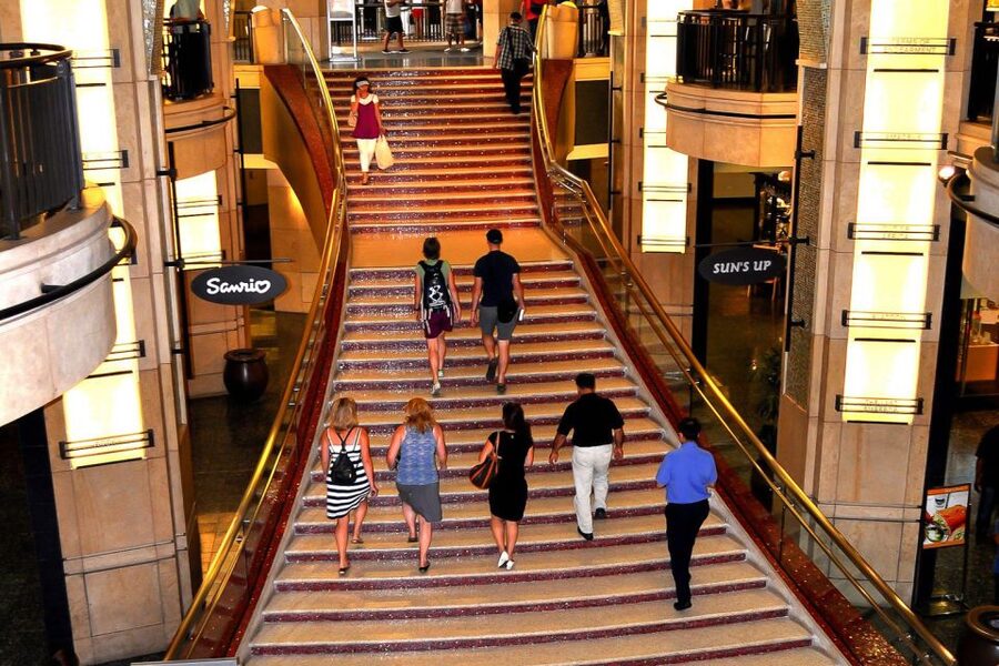 From Las Vegas: Hollywood and Los Angeles Day Trip - Key points to know before booking