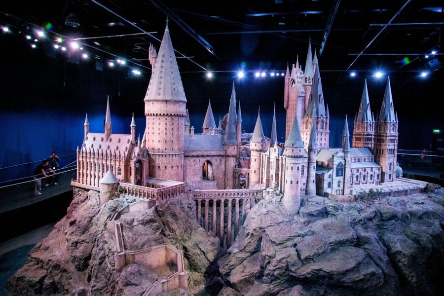 From London: Harry Potter Warner Bros Studio Tour - Food, shopping, and extra costs
