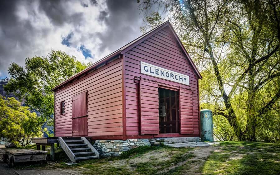 From Queenstown: Lord Of The Rings Tour to Glenorchy - Lothlórien is where the costumes come out