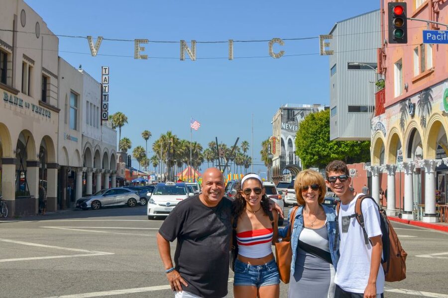 Full-Day City Tour of LA, Hollywood, Beverly Hills & Beaches - Santa Monica Pier starts the coastal story