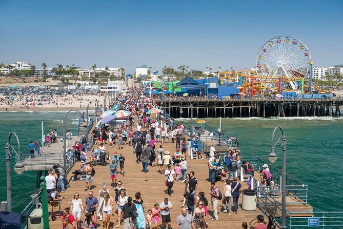 Full-Day LA Tour: Santa Monica, Hollywood and Beverly Hills - What the guides add to the long bus stretches