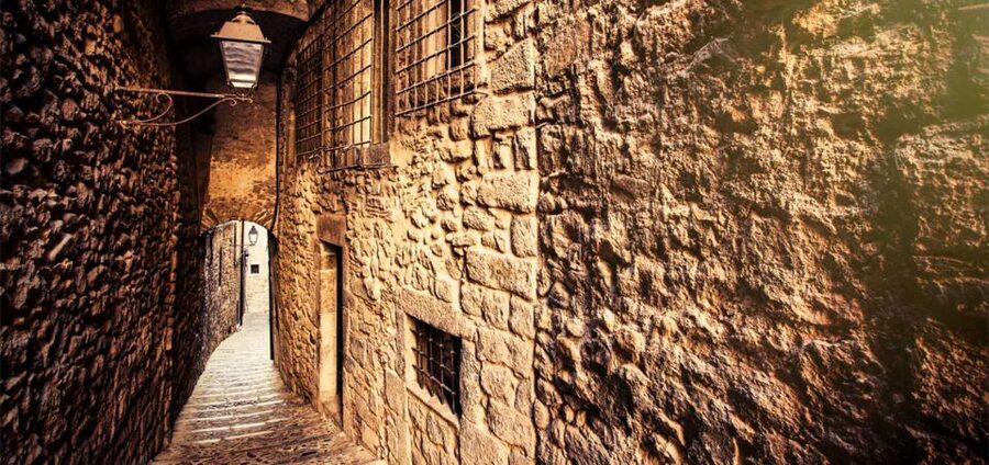 Girona: Game of Thrones Small Group Tour - Sant Feliu and the final photo opportunities