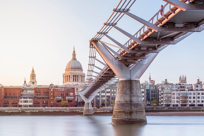 Harry Potter Film Locations Guided Walking Tour - How demanding is the three-hour route?