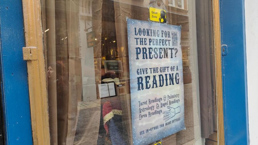 Harry Potter in London - Private Walking Tour - 100 St Martin’s Lane and Cecil Court