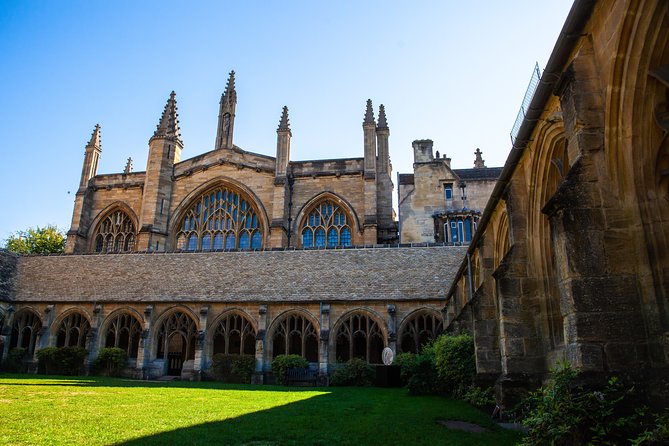 Harry Potter Walking Tour of Oxford Including New College - New College, the strongest stop on the walk