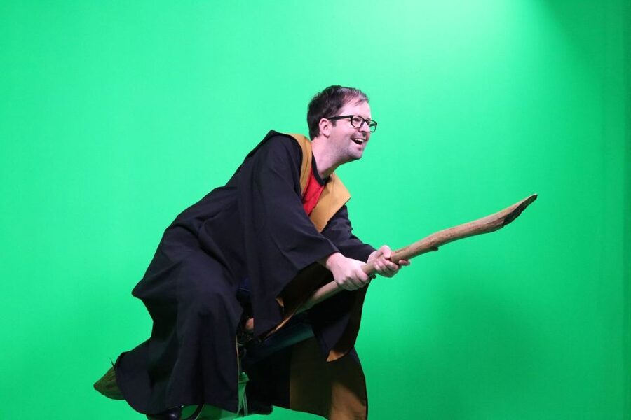 Harry Potter: Warner Bros. Studio Tour from King's Cross - Dark Arts and Hogwarts in the Snow