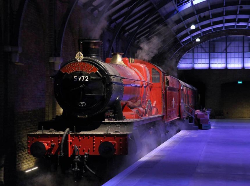 Harry Potter: Warner Bros. Studio Tour from King's Cross - Entering the Great Hall and the original sets
