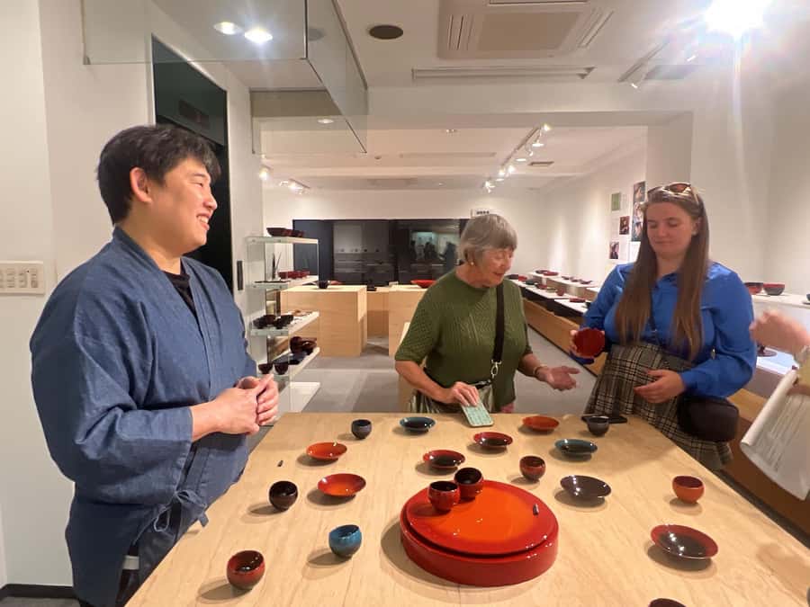Hiroshima Lacquer Studio Tour & Workshop With a Gift - Accessibility and group size
