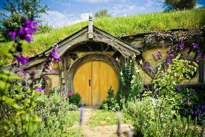 Hobbiton Movie Set Day Tour - The Southfarthing Ale and what is extra