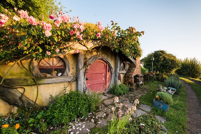 Hobbiton Movie Set day tour From Auckland - Group size, guide quality, and the real value