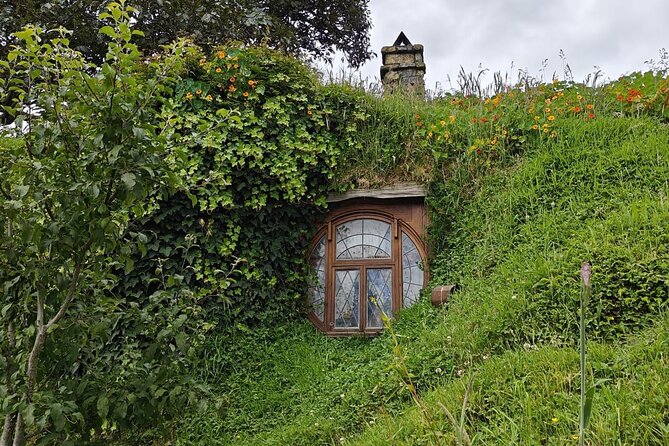 Hobbiton Movie Set Guided Day Tour with Lunch from Auckland - Who will enjoy this Hobbiton outing most?