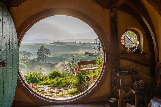 Hobbiton Movie Set Guided Day Tour with Lunch from Auckland - Practical tips for a smoother visit
