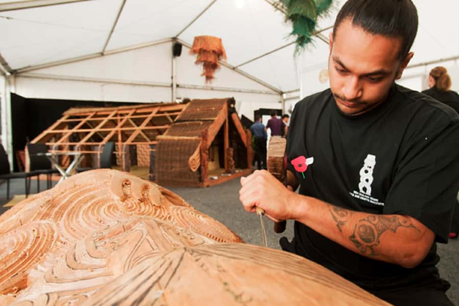Hobbiton Movie Set & Rotorua Premium Day Tour from Auckland - How the 12-hour schedule feels