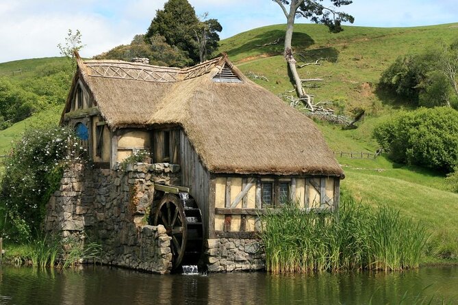 Hobbiton Movie Set Shore Excursion from Tauranga (6 Hours) - Timing, group size, and cruise-day planning
