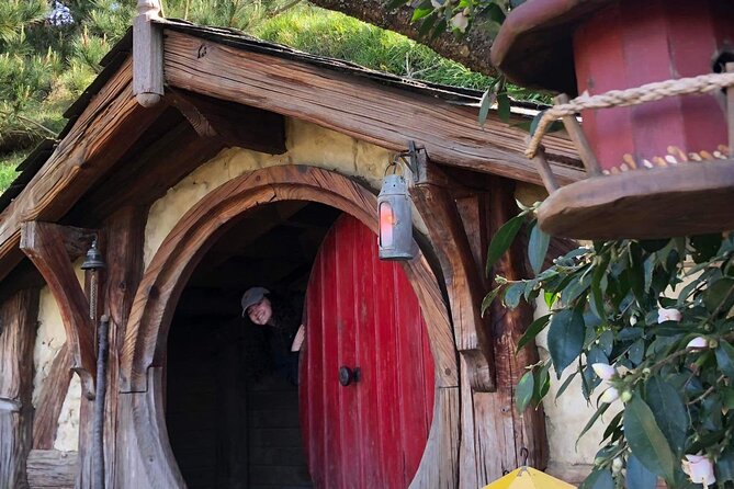 Hobbiton movie set tour and a lot more beautiful NZ sights - Is $250 good value?