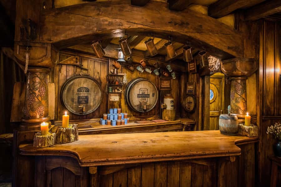 Hobbiton Movie Set Tour to Blue Springs and Waitomo caves - One long day from Auckland