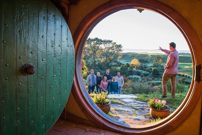 Hobbiton™ Movie Set Walking Tour from Shires Rest - The Green Dragon Inn and the Southfarthing drink