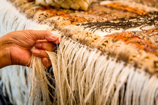 Hobbiton & Rotorua Small Group Tour including Te Puia from Auckland - Te Puia’s geysers, arts, and Māori culture
