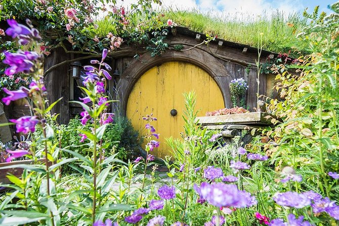 Hobbiton & Rotorua Small Group Tour including Te Puia from Auckland - The return journey and hidden stops