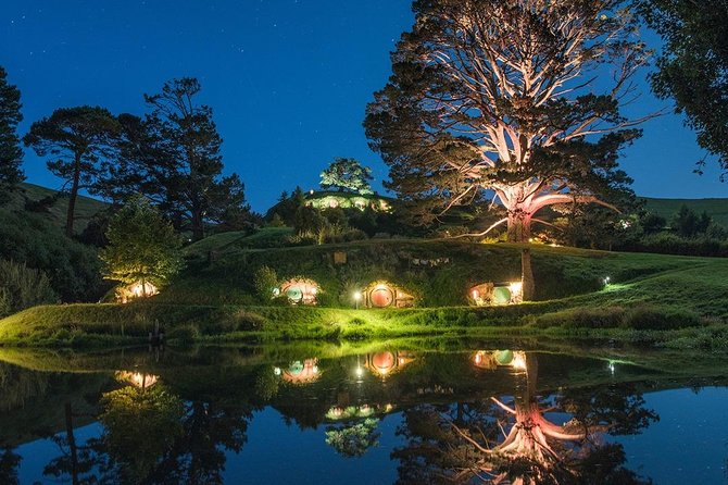 Hobbiton & Waitomo Caves Small Group Tour from Auckland inc Lunch - Who should book this tour?
