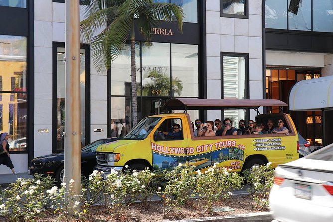 Hollywood and Celebrity Homes Bus Tour - Sunset Strip, comedy clubs, and music history